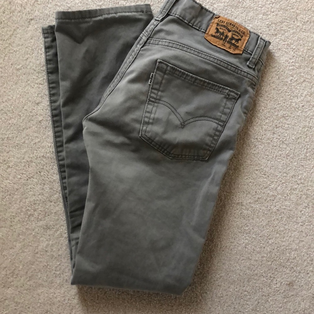 Gray Levi’s 511 Slim pants